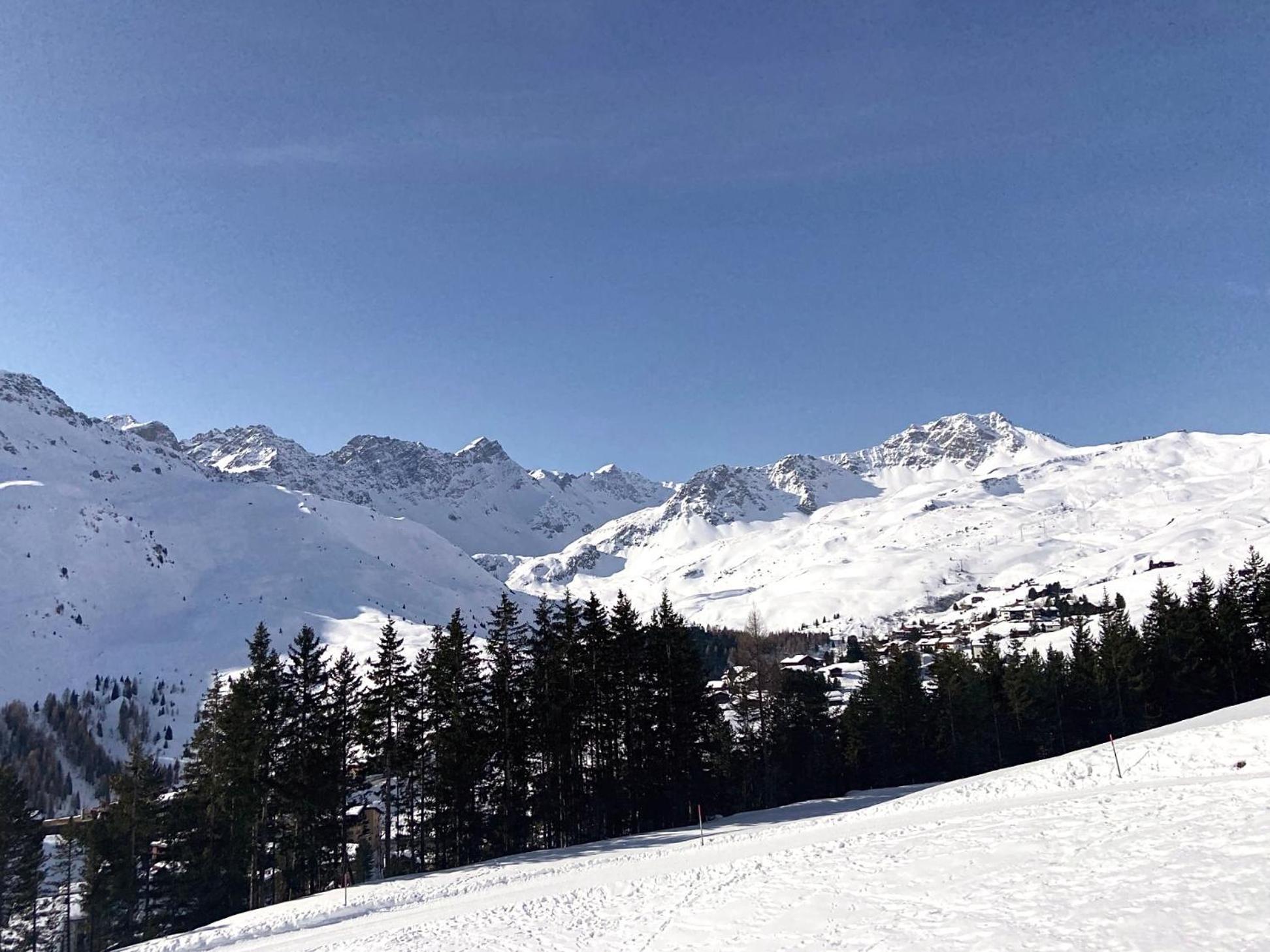 Studio Arosa Von Swisspartments Екстериор снимка